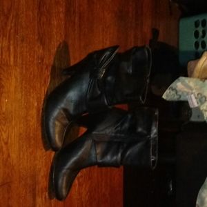 Heel boots